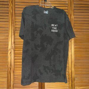 Under Armour Loose Short Sleeve Graphic Beat The Odds Tee Size Large